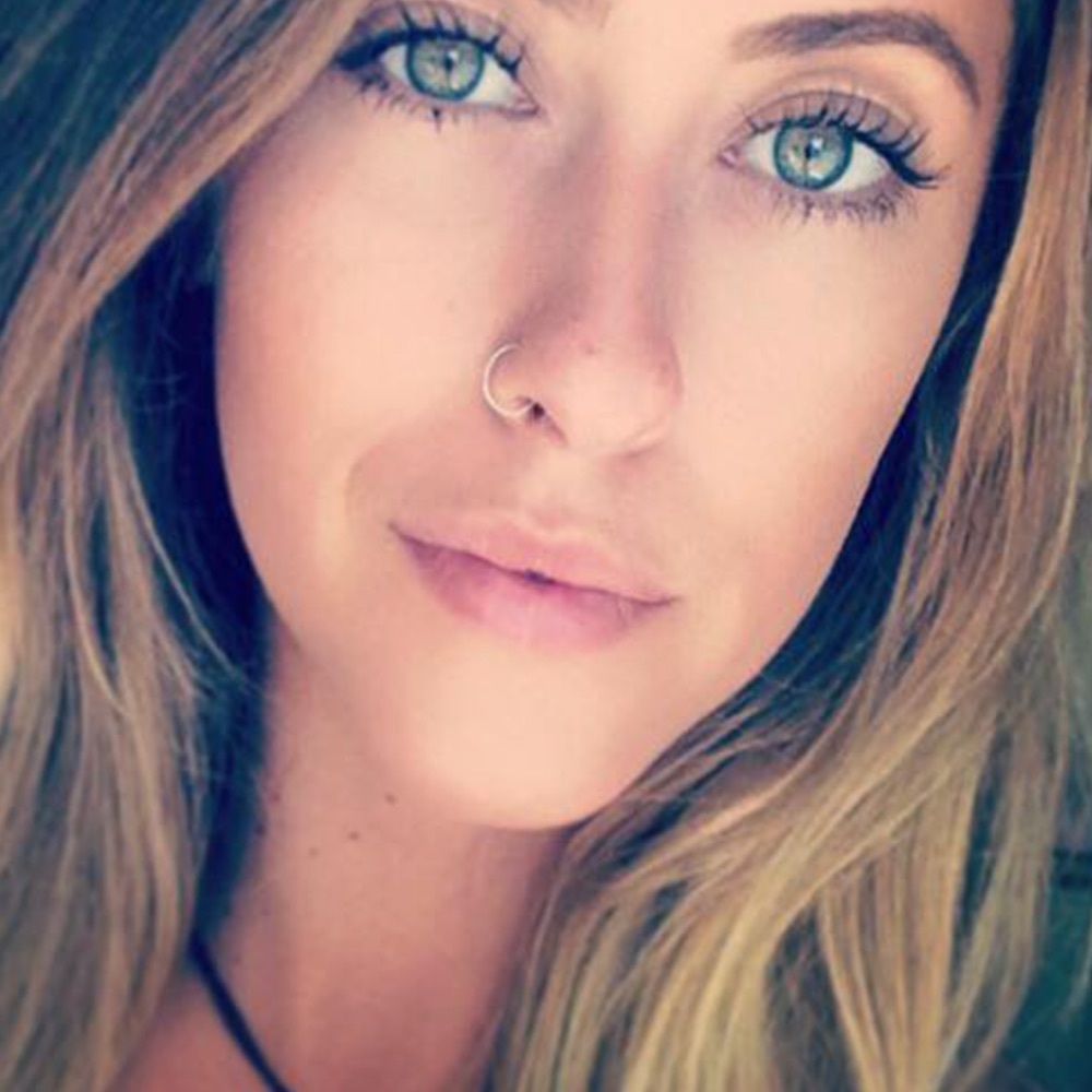 Meet your Posher, Candice